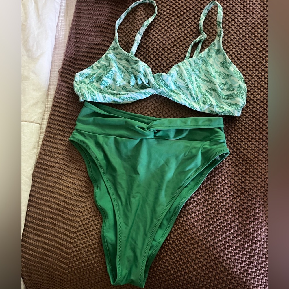 Aerie Vibrant Green Bikini Set